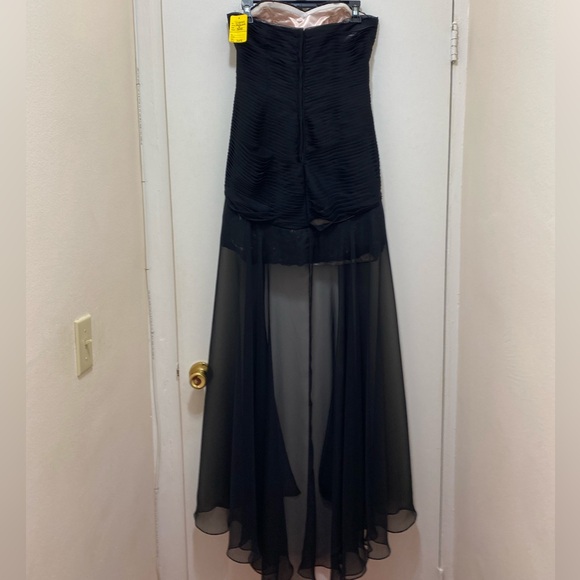 Disney Forever Enchanted Gown Size 8. The Color For This Gown Is Black. - Picture 4 of 13